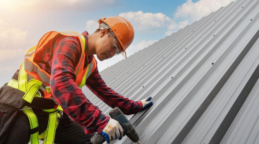 Owens Corning roofing contractor in Fort Dick, CA